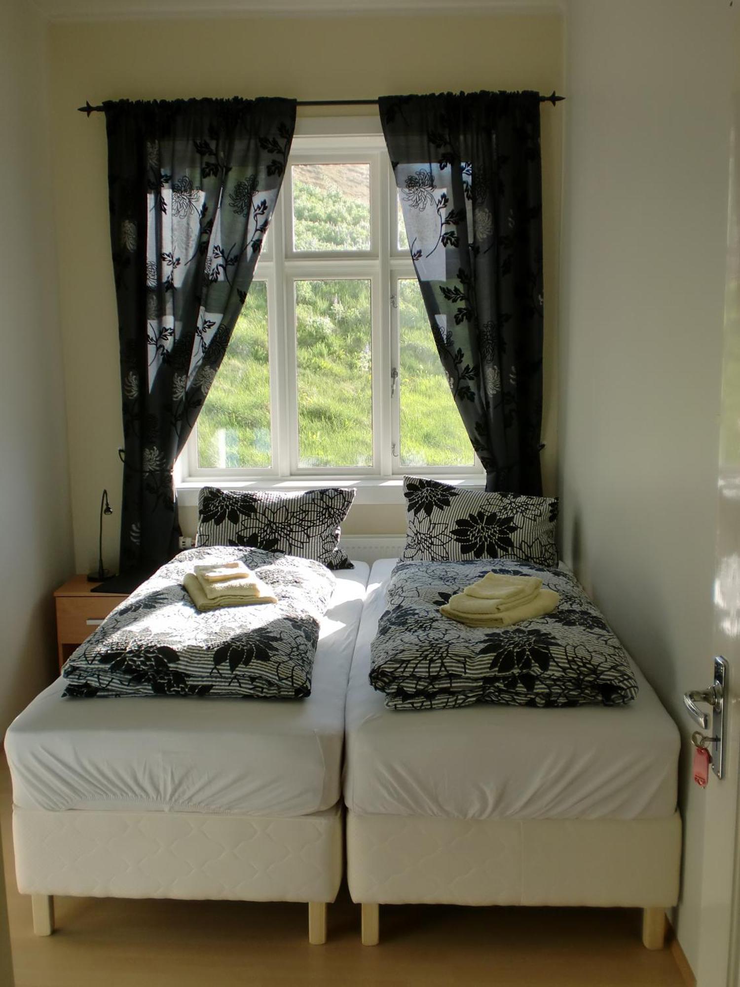 Guesthouse Tilraun Blonduos Phòng bức ảnh